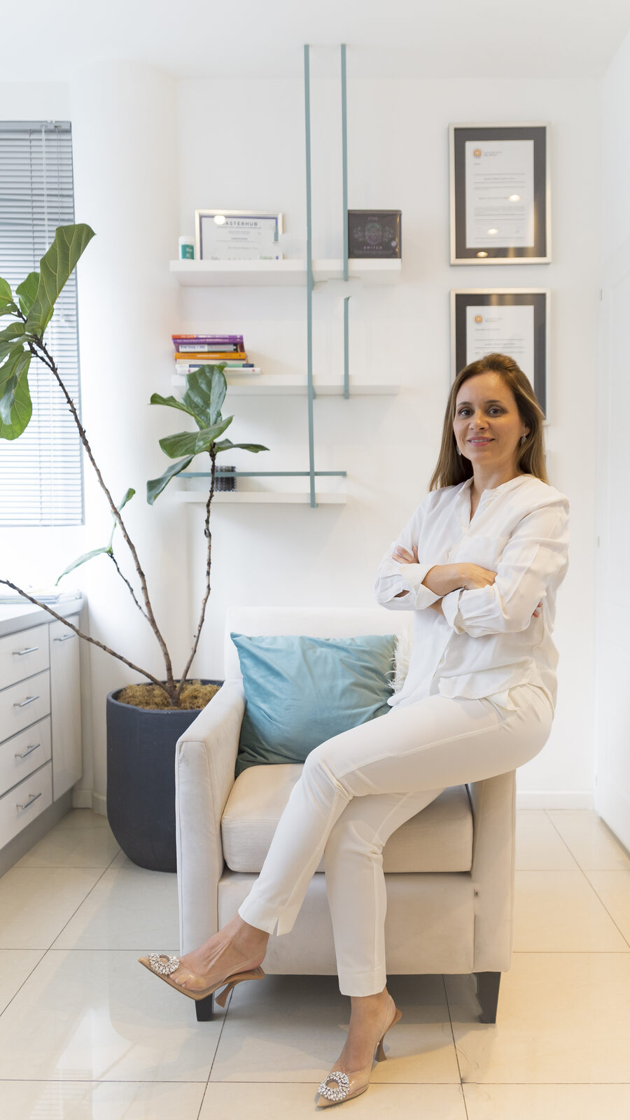 Dra. Romina Gogorza en su consultorio